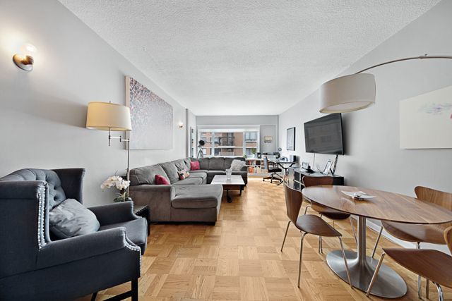 60 East 8th Street, Unit 22A Manhattan, NY 10003 - Photo 1 of 7