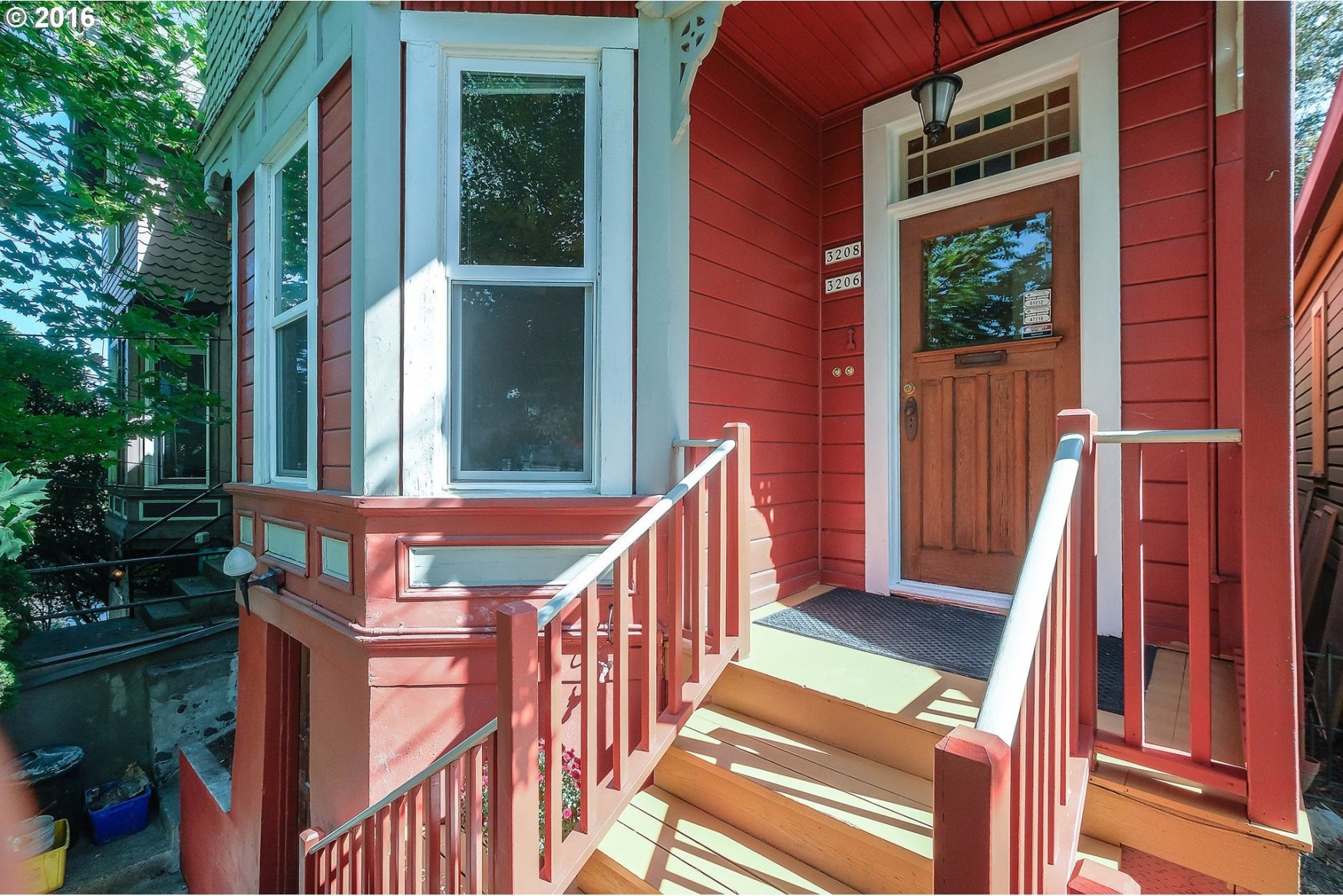 3206 Southwest Kelly Avenue Portland, OR 97239 - Photo 16 of 27