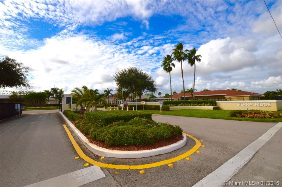 835 Northeast 212th Terrace, Unit 4 North Miami Beach, FL 33179 - Photo 6 of 14