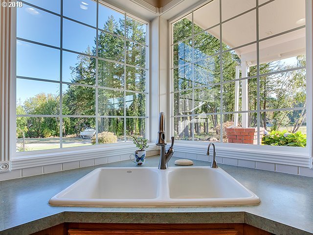 22865 Southwest Riggs Road Beaverton, OR 97078 - Photo 12 of 32