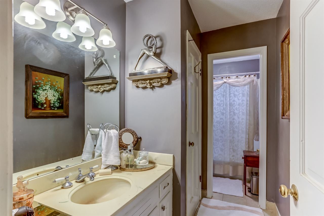 6342 Quince Road Memphis, TN 38119 - Photo 16 of 24 Full Guest Bath With Separate Door To Shower Area. Tiled Floor.