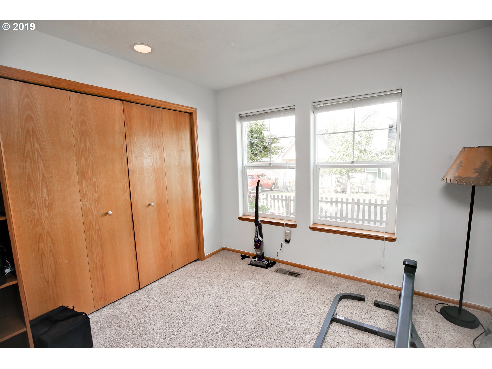 212 South 72nd Street Springfield, OR 97478 - Photo 9 of 28