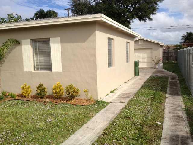 705 East 9th Court Hialeah, FL 33010 - Photo 2 of 12