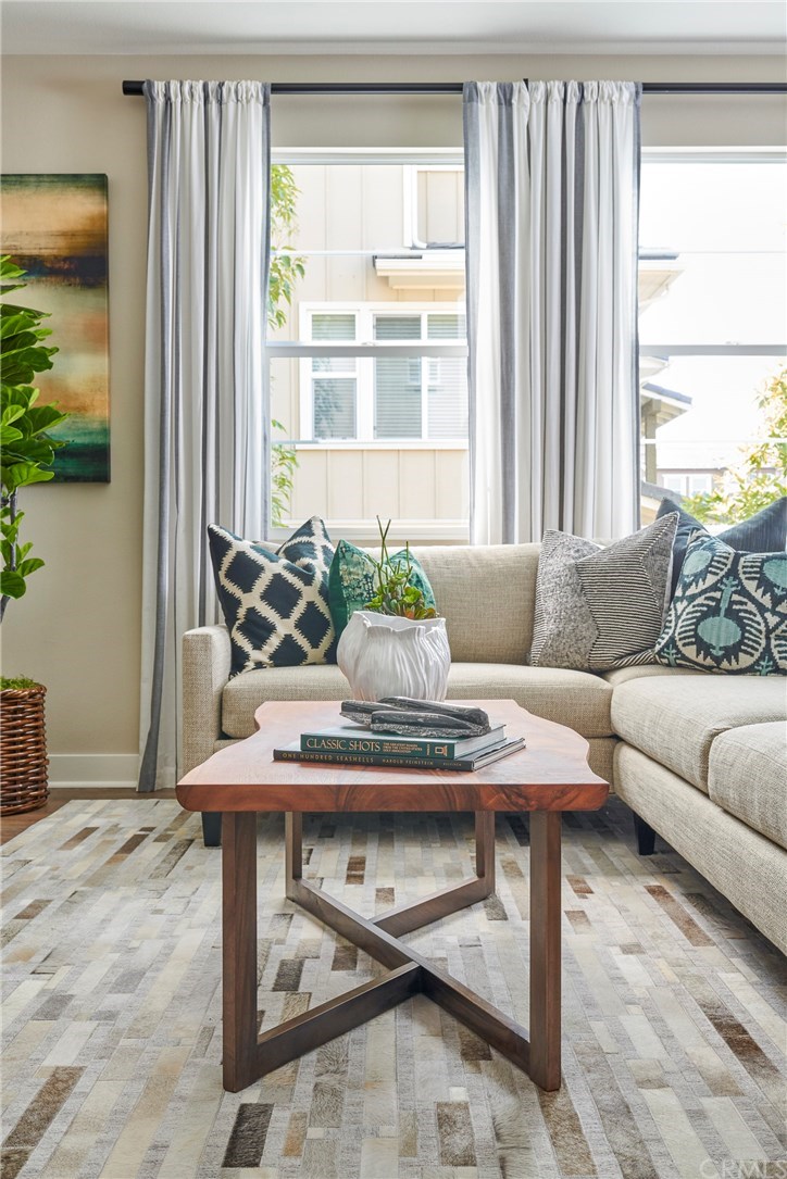 4356 St Cloud Way, Unit 4 Oceanside, CA 92056 - Photo 7 of 34