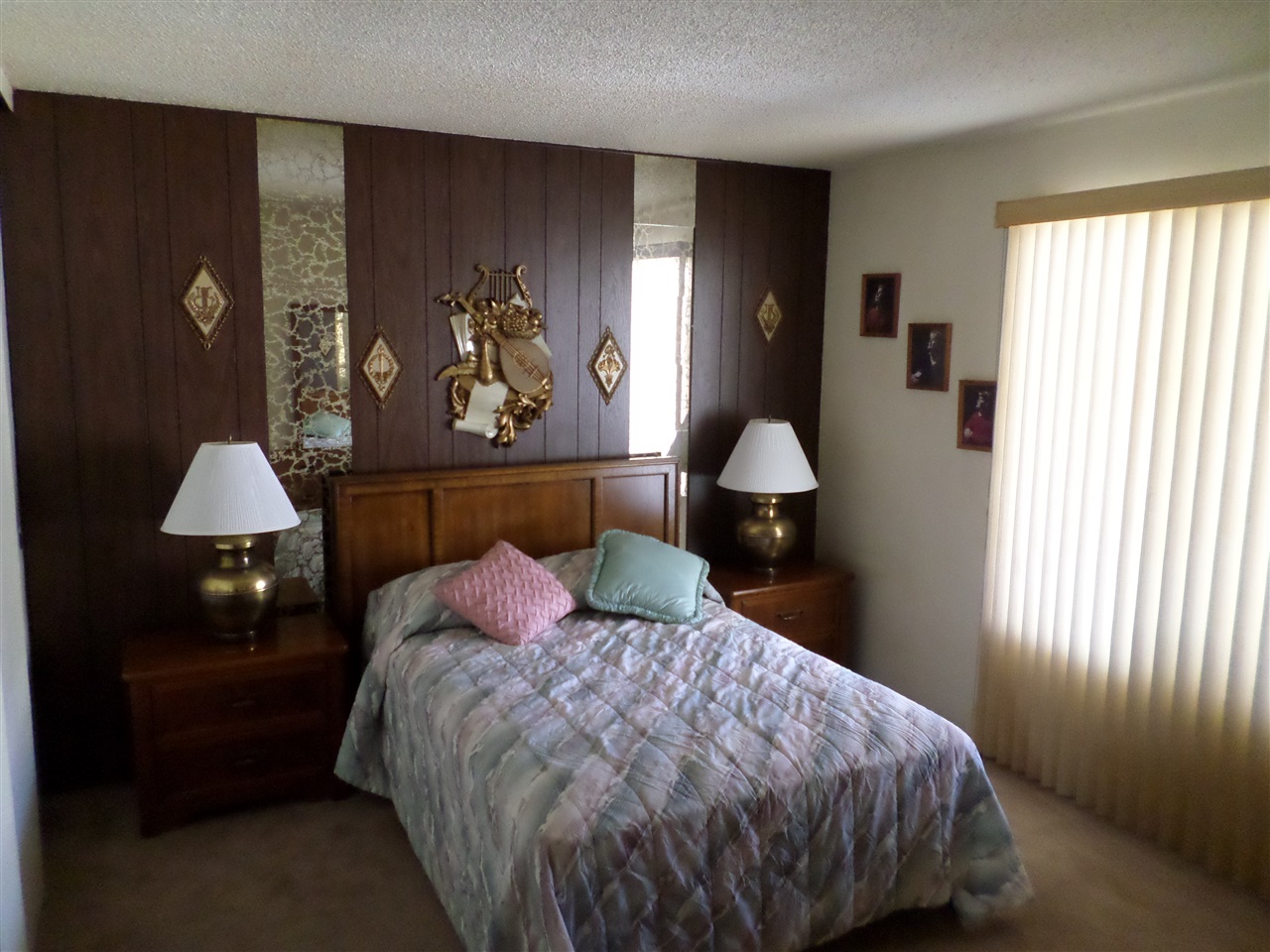 9744 Roe Drive Santee, CA 92071 - Photo 10 of 19 Gallery Image 10