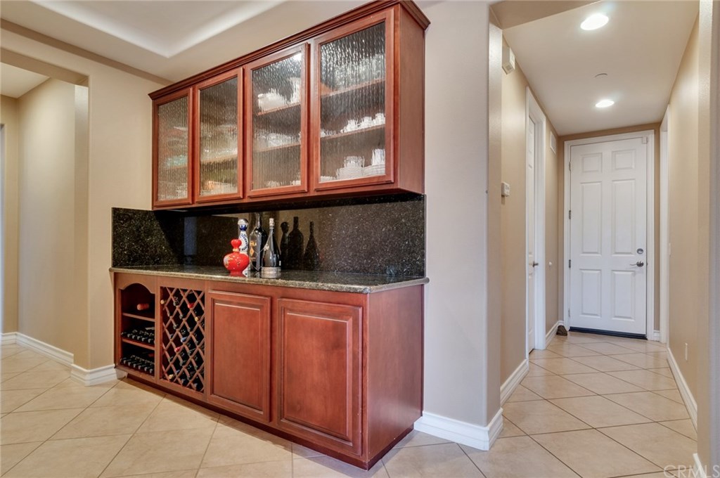 2106 Saltbush Circle Corona, CA 92882 - Photo 12 of 62