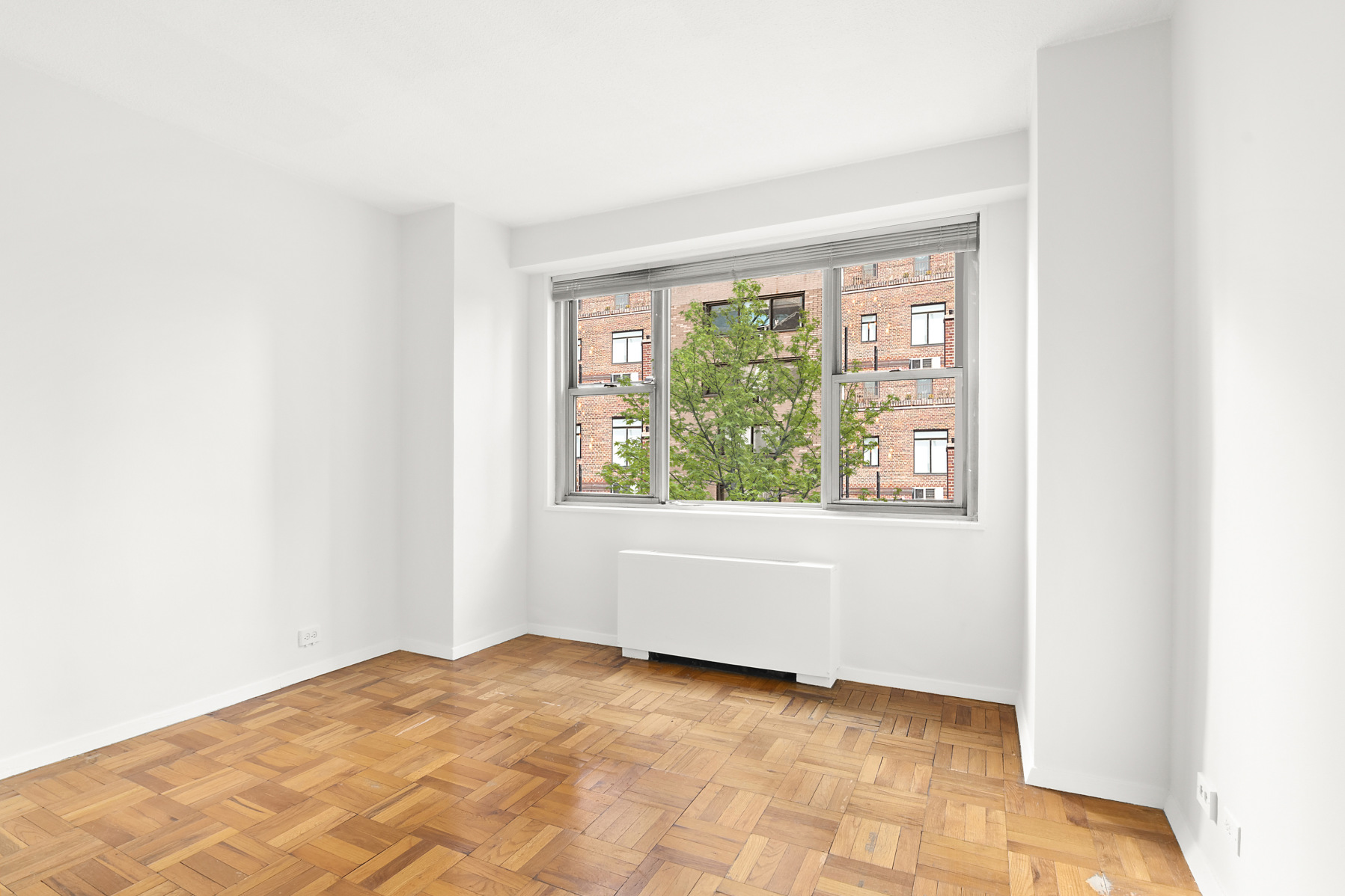 300 East 40th Street, Unit 3P Manhattan, NY 10016 - Photo 5 of 7