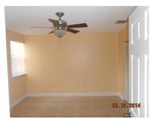 18308 Northwest 68th Avenue, Unit G Hialeah, FL 33015 - Photo 4 of 6