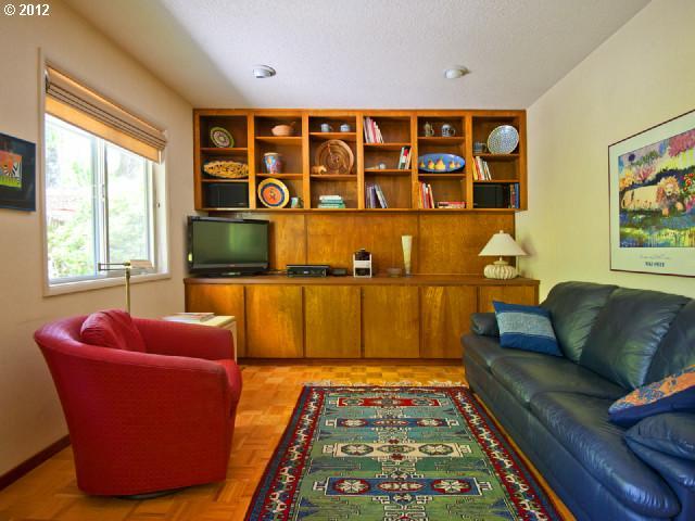 9155 Southwest Washington Street Portland, OR 97225 - Photo 6 of 16 Gallery Image 6