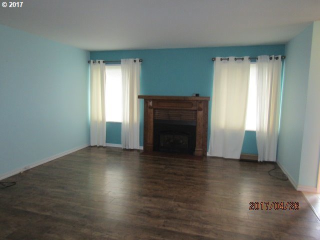 720 Southwest 37th Street Pendleton, OR 97801 - Photo 11 of 16