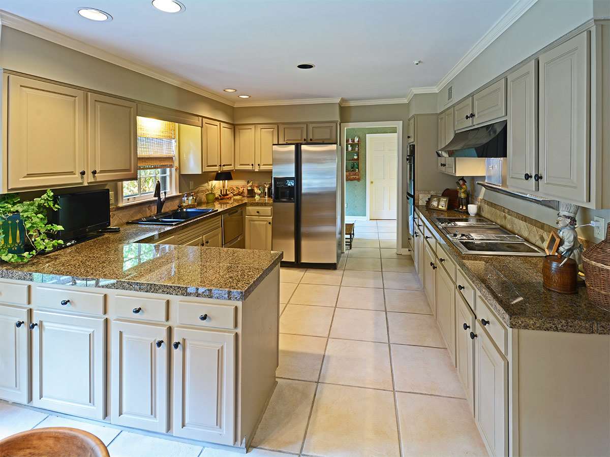 743 South Shady Grove Road Memphis, TN 38120 - Photo 10 of 24 Gallery Image 10