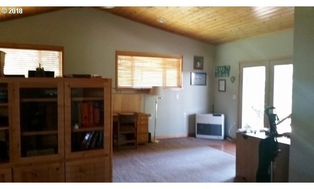 47523 Ritter County Road Long Creek, OR 97856 - Photo 23 of 32