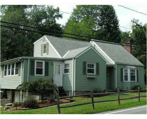 143 Riley Road New Windsor, NY 12553 - Photo 1 of 13 Gallery Image 1
