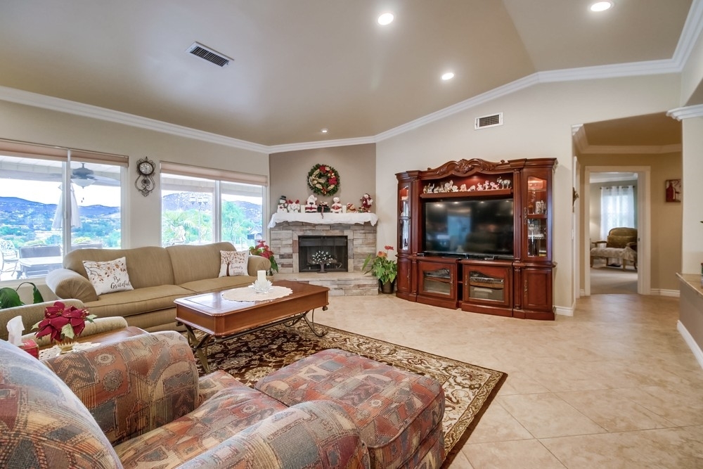 9919 El Capitan Real Road El Cajon, CA 92021 - Photo 8 of 23