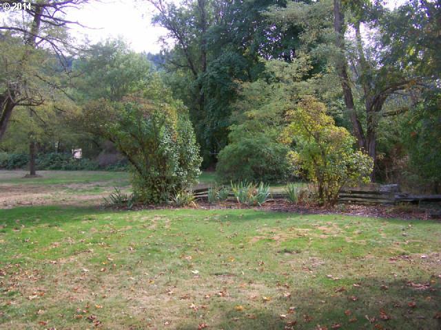 443 Junction Road Glendale, OR 97442 - Photo 10 of 16 Gallery Image 10