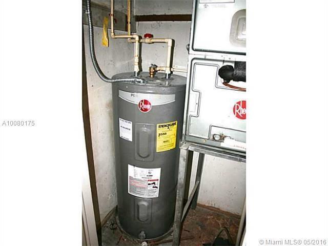 6400 Northwest 1st Place Miami, FL 33150 - Photo 16 of 19