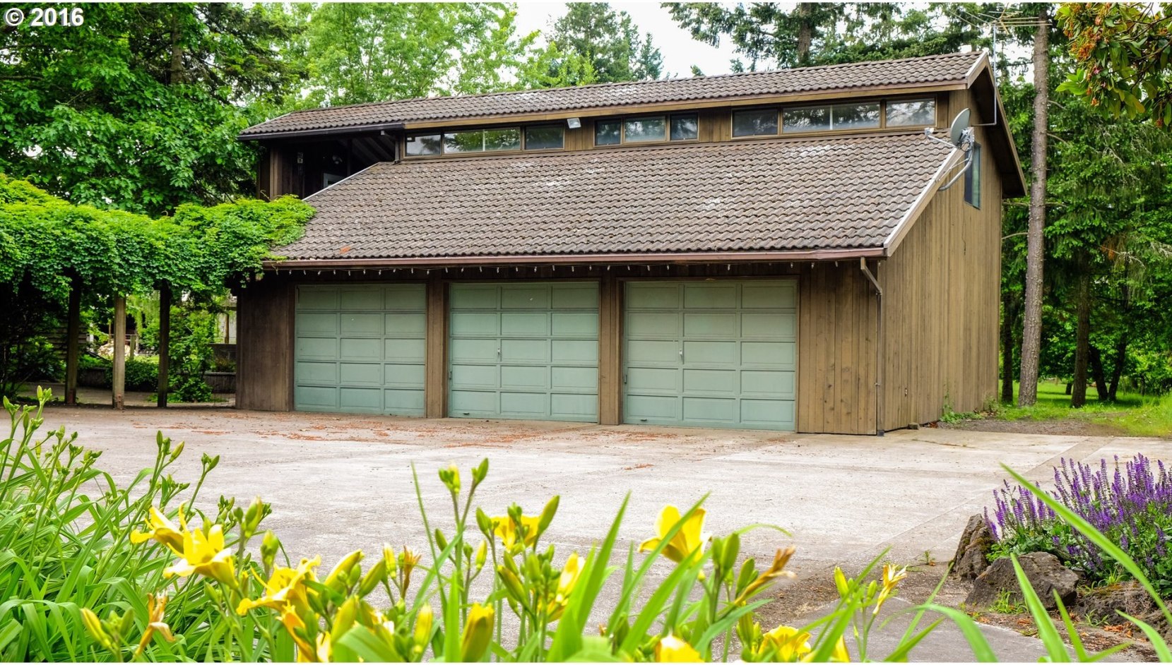 13634 Southwest Pleasant Valley Road Beaverton, OR 97007 - Photo 4 of 12