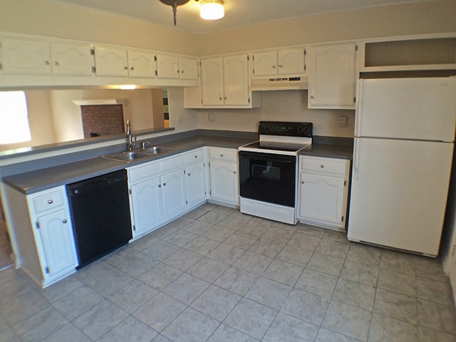 1638 Ranmar Drive Memphis, TN 38016 - Photo 7 of 17 Gallery Image 7