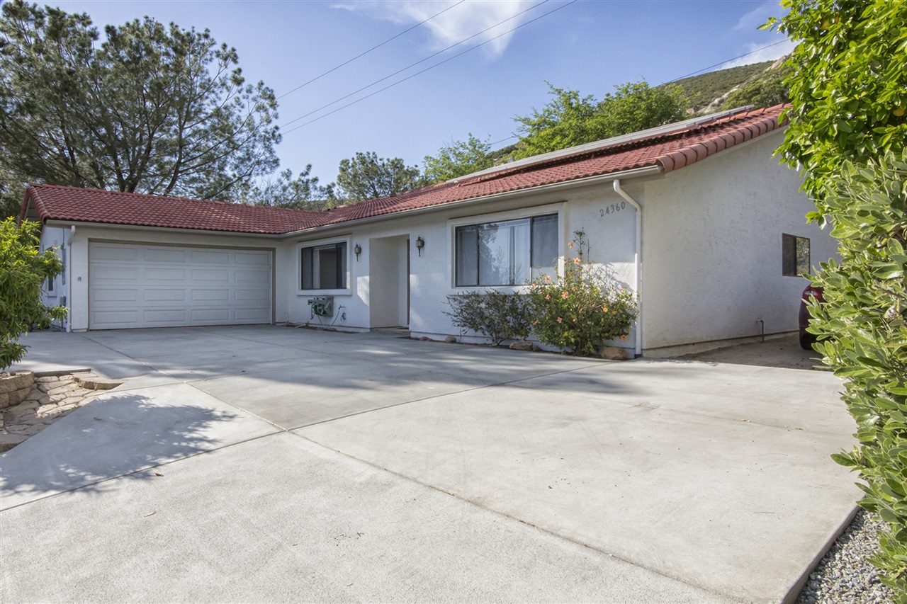 24360 Rutherford Road Ramona, CA 92065 - Photo 1 of 25