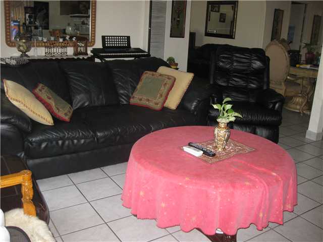 1101 Capistrano Avenue Spring Valley, CA 91977 - Photo 6 of 19 Gallery Image 6