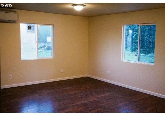 1075 Dairy Loop Road Roseburg, OR 97471 - Photo 10 of 11 Gallery Image 10