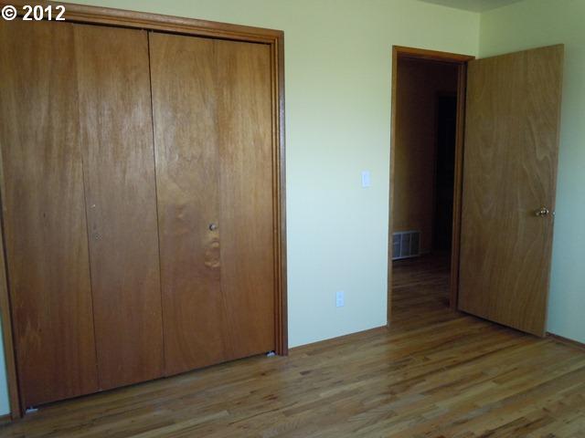 3320 Southwest Jay Avenue Pendleton, OR 97801 - Photo 14 of 16