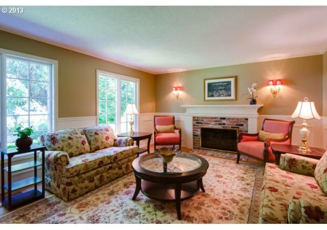 1720 South Radcliffe Road Portland, OR 97219 - Photo 3 of 16 Gallery Image 3