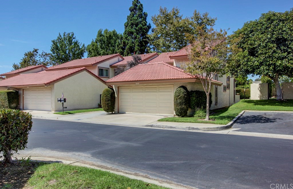 8441 Springhurst Drive Huntington Beach, CA 92646 - Photo 27 of 37