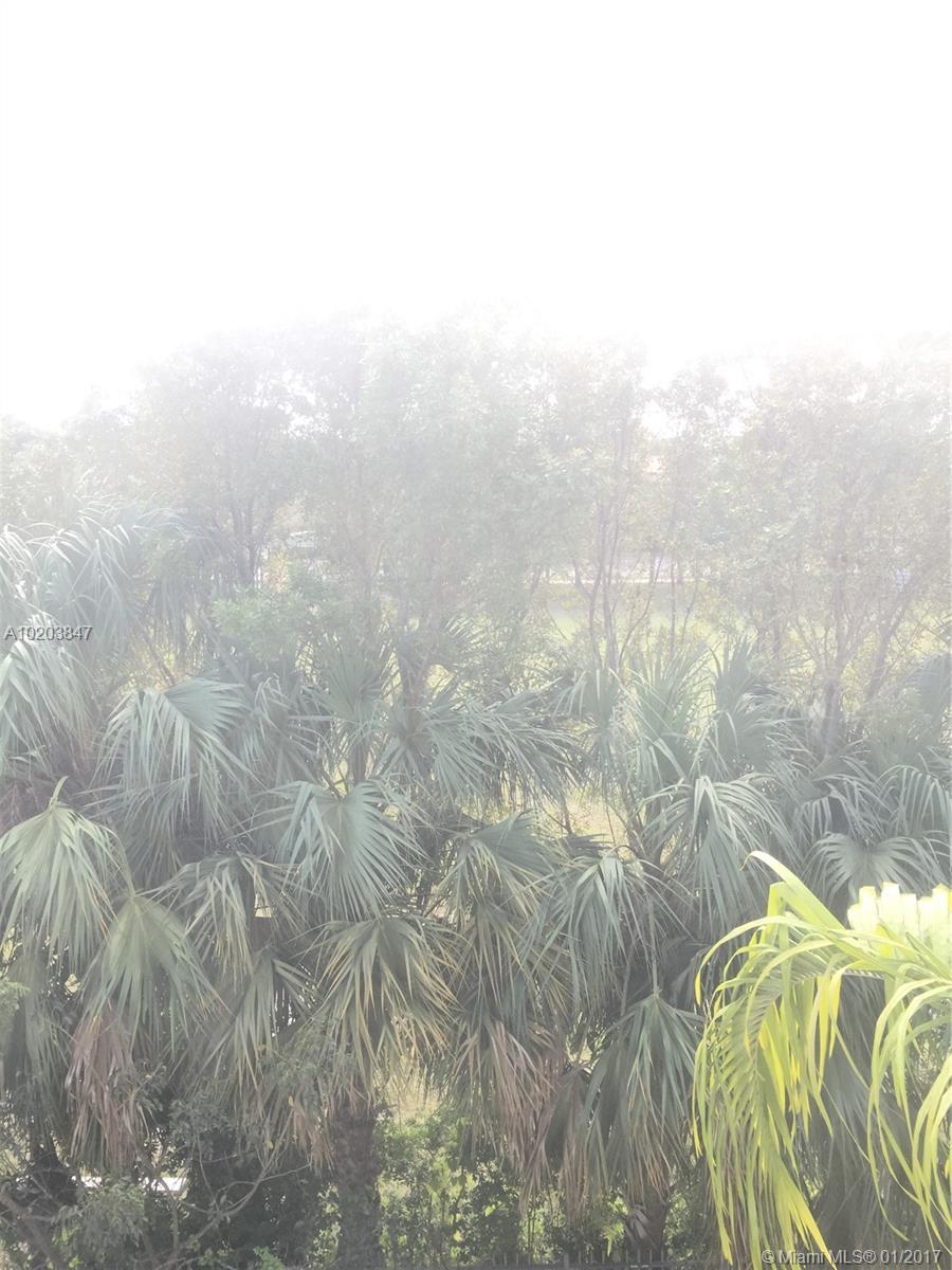 7640 Southwest 102nd Street, Unit 308 Pinecrest, FL 33156 - Photo 9 of 25