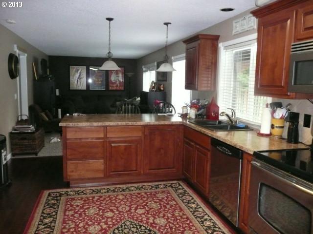 23959 Southwest Baker Road Sherwood, OR 97140 - Photo 6 of 10 Gallery Image 6