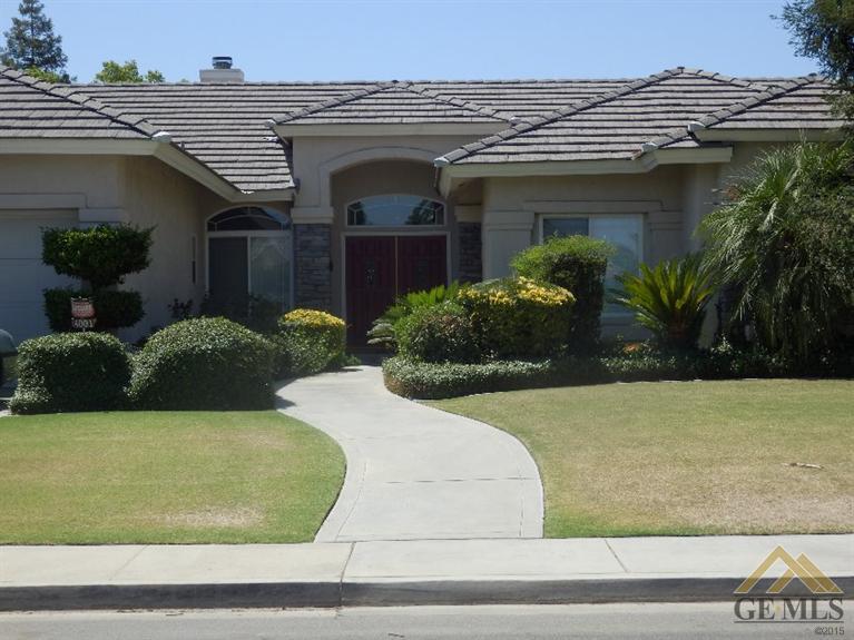 4001 Bridgewater Way Bakersfield, CA 93313 - Photo 4 of 25