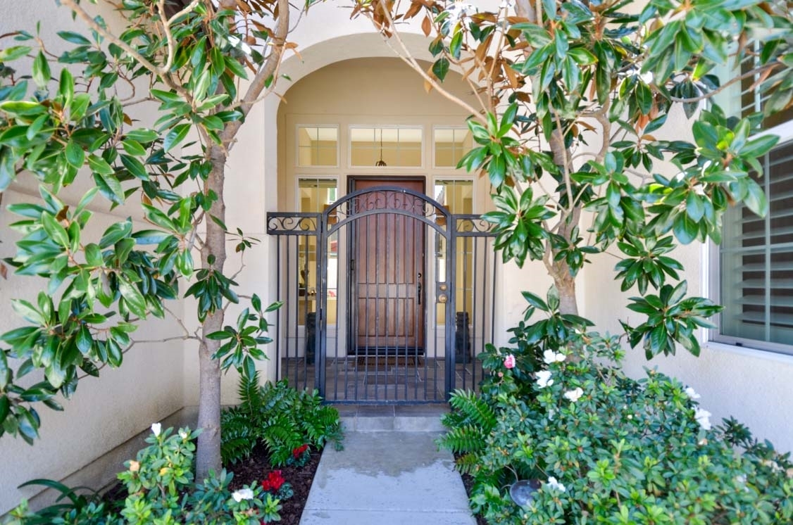 2883 Rancho Cortes Carlsbad, CA 92009 - Photo 2 of 22