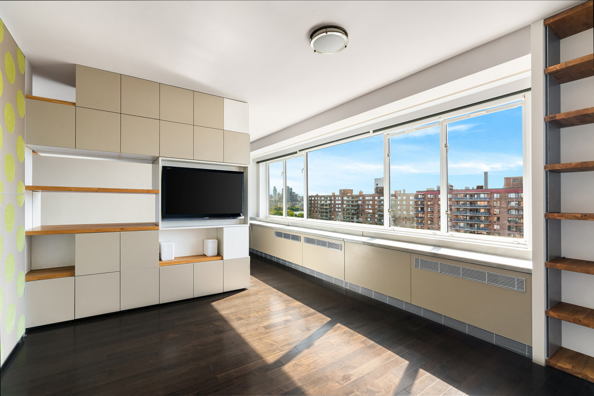 392 Central Park West, Unit 20L Manhattan, NY 10025 - Photo 4 of 8