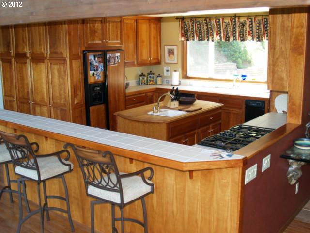 95241 Starkweather Road Gold Beach, OR 97444 - Photo 5 of 16 Gallery Image 5