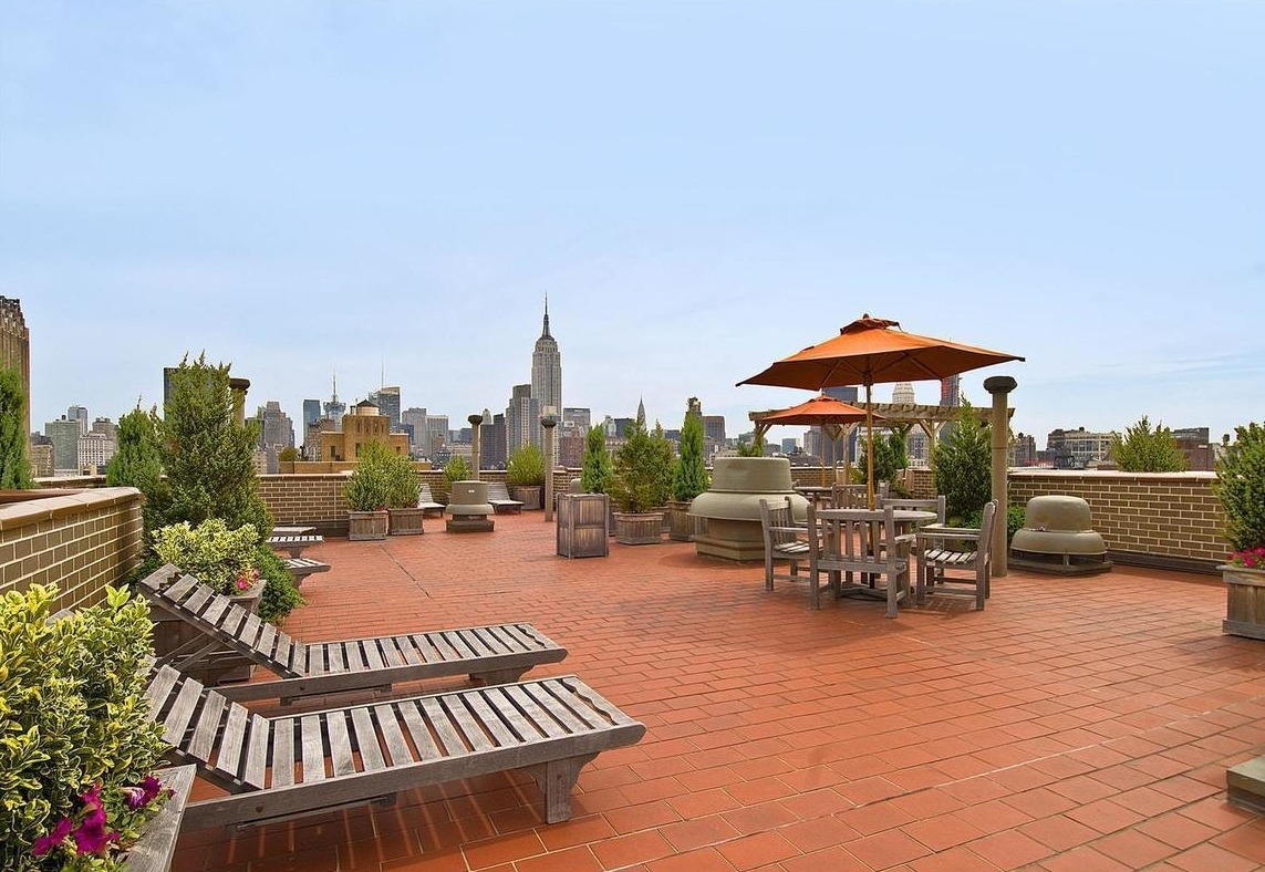 The Vermeer 77 7th Ave, Manhattan, NY 10011 - Photo 16 of 18