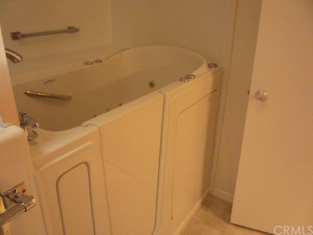 $150,000 | 13940 Thunderbird Drive, Unit 6H, Seal Beach, CA 90740