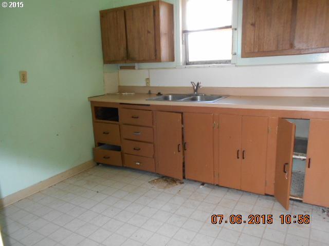 3712 Carnes Road Roseburg, OR 97471 - Photo 5 of 5 Gallery Image 5