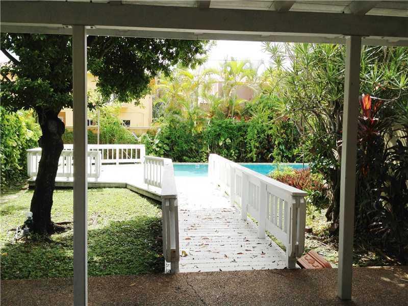 790 Southwest 21st Road Miami, FL 33129 - Photo 10 of 27