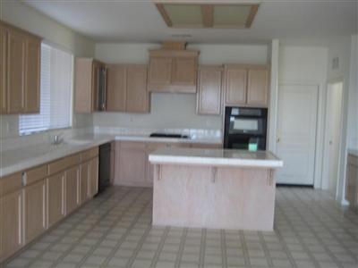 11523 Revolution Road Bakersfield, CA 93312 - Photo 2 of 5 Gallery Image 2