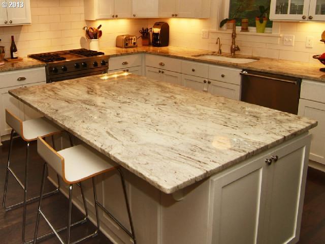 6927 Southwest 27th Avenue Portland, OR 97219 - Photo 4 of 16