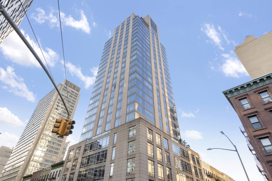 The Cielo 450 E 83rd St, Manhattan, NY 10028 - Photo 3 of 16