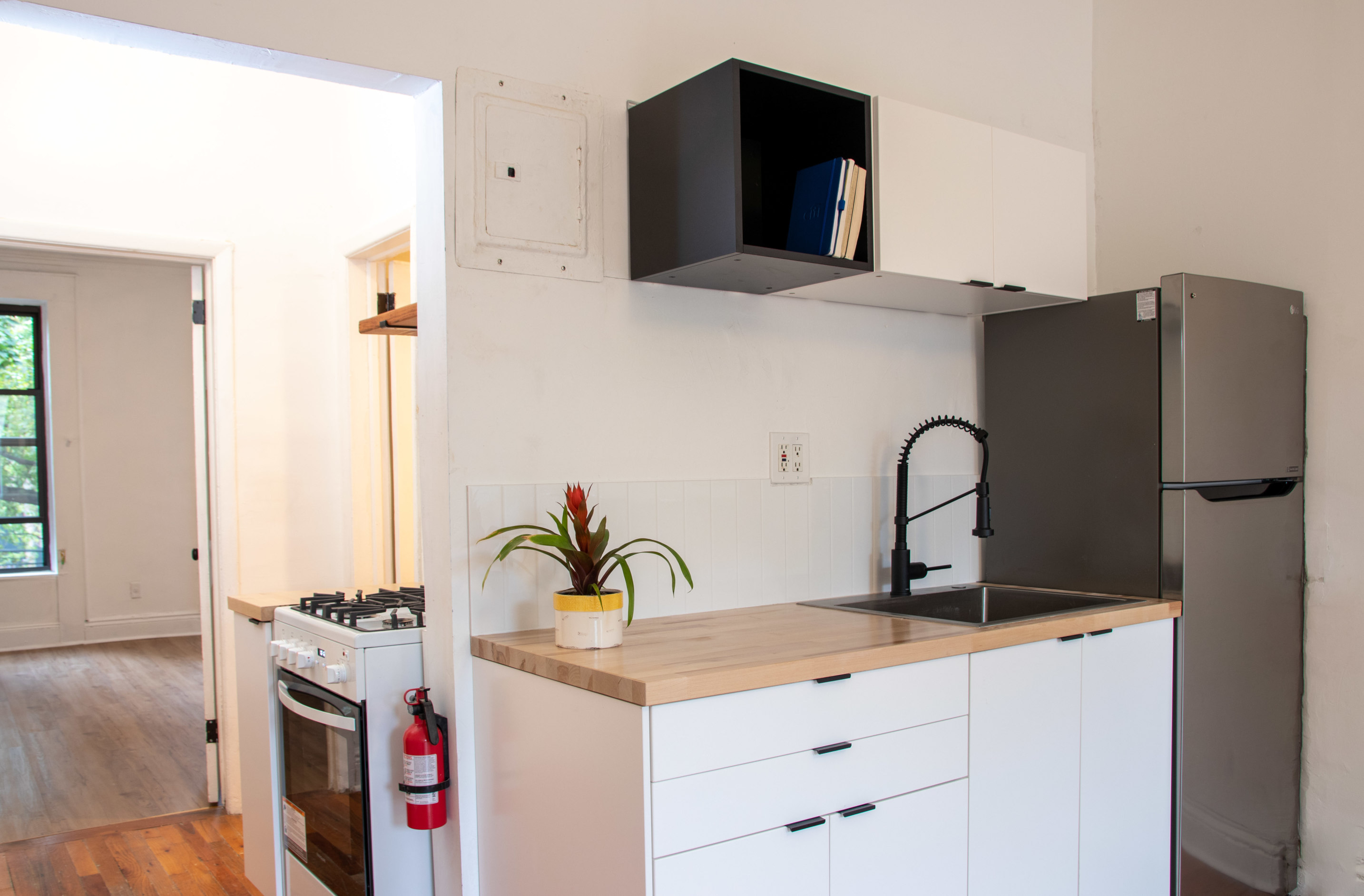 1090 Dean Street, Unit 3 Brooklyn, NY 11216 - Photo 4 of 9