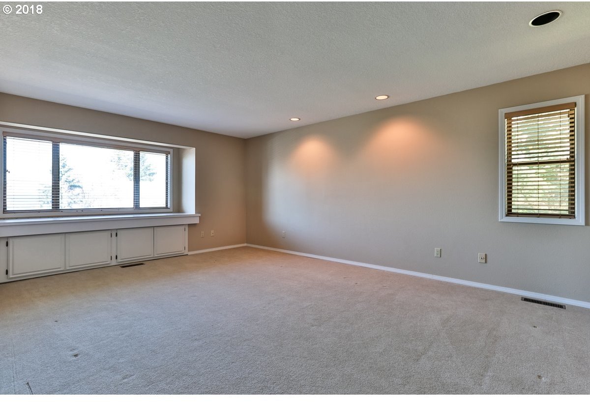 3120 Northeast Rocky Butte Road Portland, OR 97220 - Photo 25 of 32 Gallery Image 25