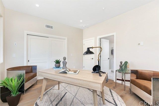 $1,489,000 | 242 Catalina Drive, Newport Beach, CA 92663