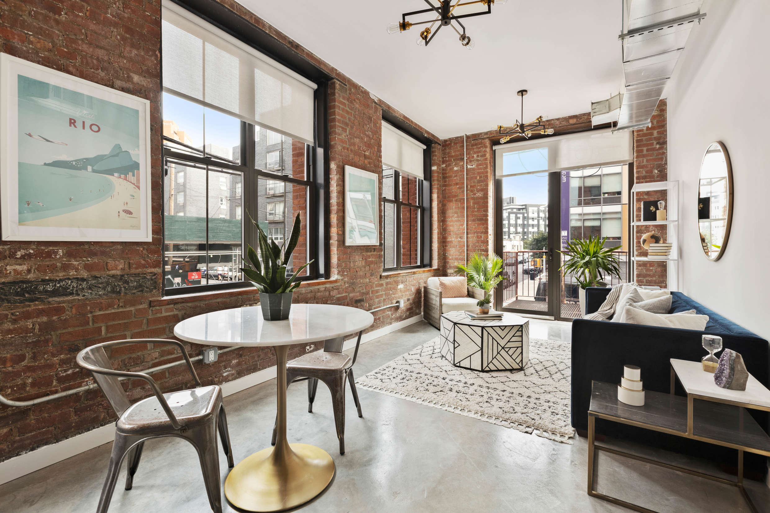 28 Roebling Street, Unit 2L Brooklyn, NY 11211 - Photo 2 of 9