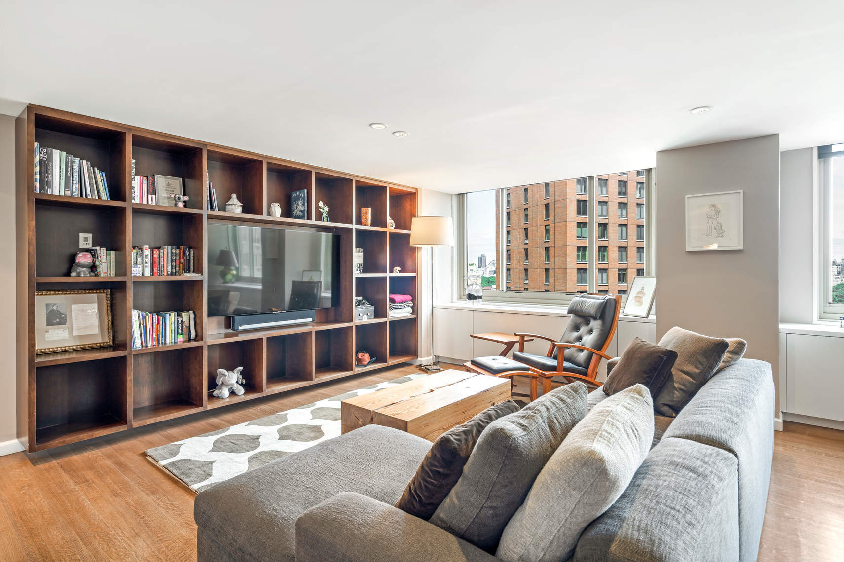 30 West 63rd Street, Unit 21S Manhattan, NY 10023 - Photo 3 of 12