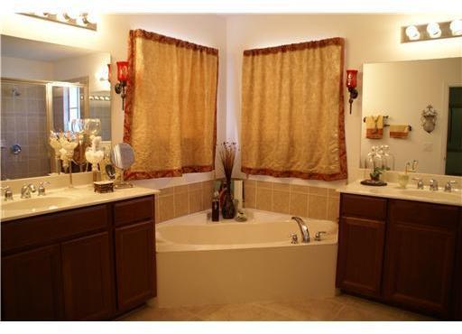 27264 Southwest 140th Avenue Homestead, FL 33032 - Photo 10 of 11