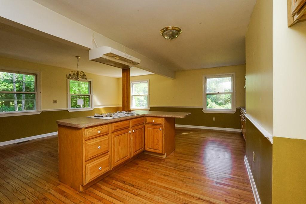 83 Ragged Hill Road Hubbardston, MA 01452 - Photo 12 of 30 Gallery Image 12