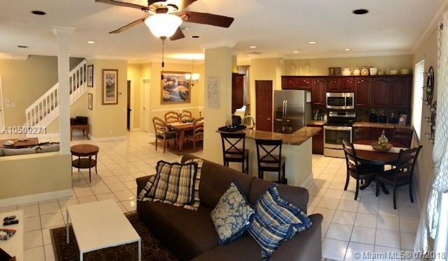583 Talavera Road Weston, FL 33326 - Photo 9 of 32 Gallery Image 9