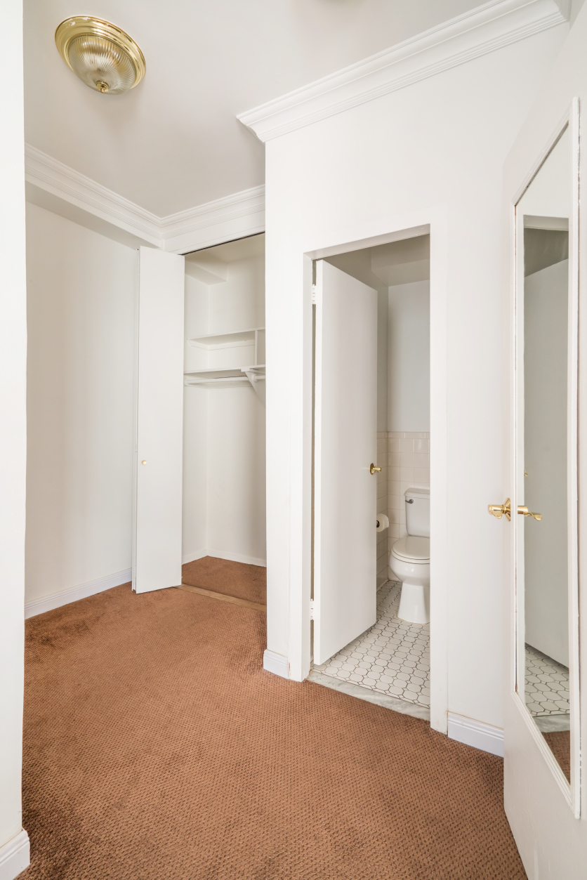 440 East 62nd Street, Unit 17H Manhattan, NY 10065 - Photo 5 of 7